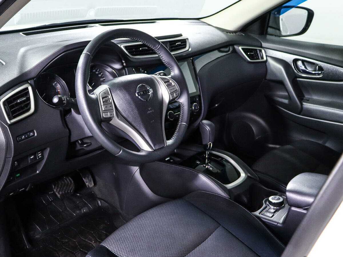 Б/У Ниссан Икс-Трейл 2018 года. Фото: #10