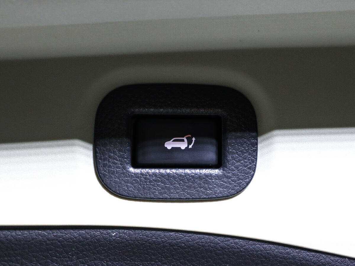 Б/У Ниссан Икс-Трейл 2018 года. Фото: #12