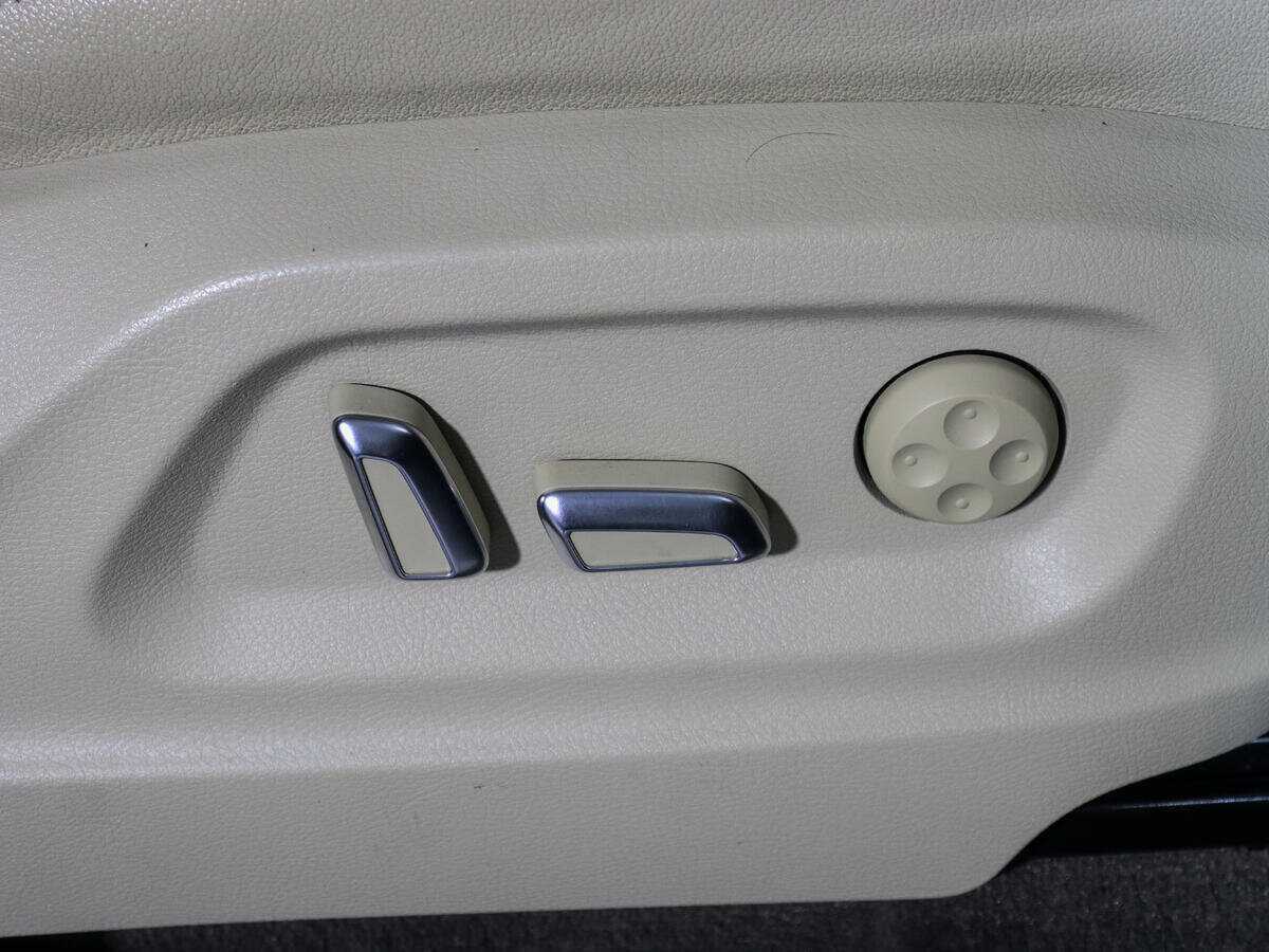 Б/У Ауди К5 2013 года. Фото: #16