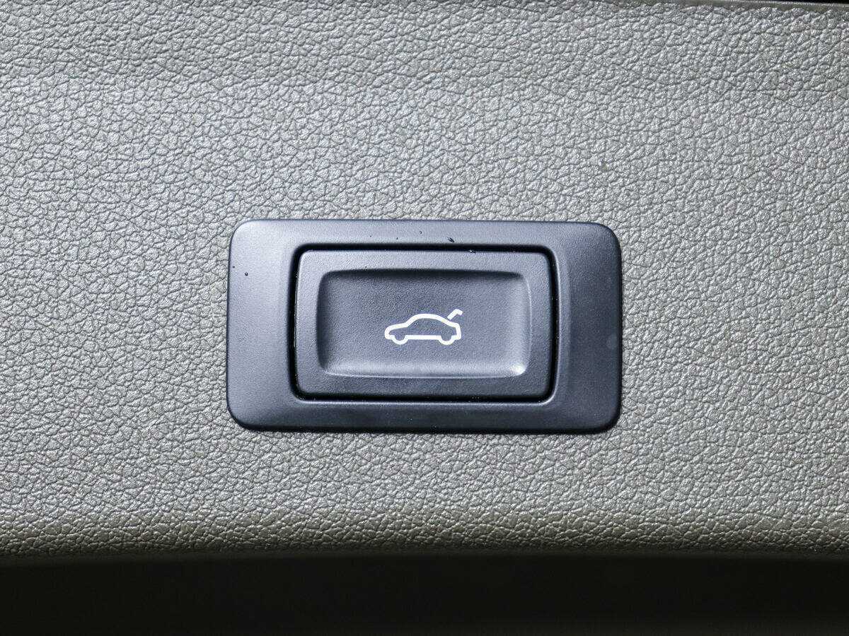 Б/У Ауди К5 2013 года. Фото: #17