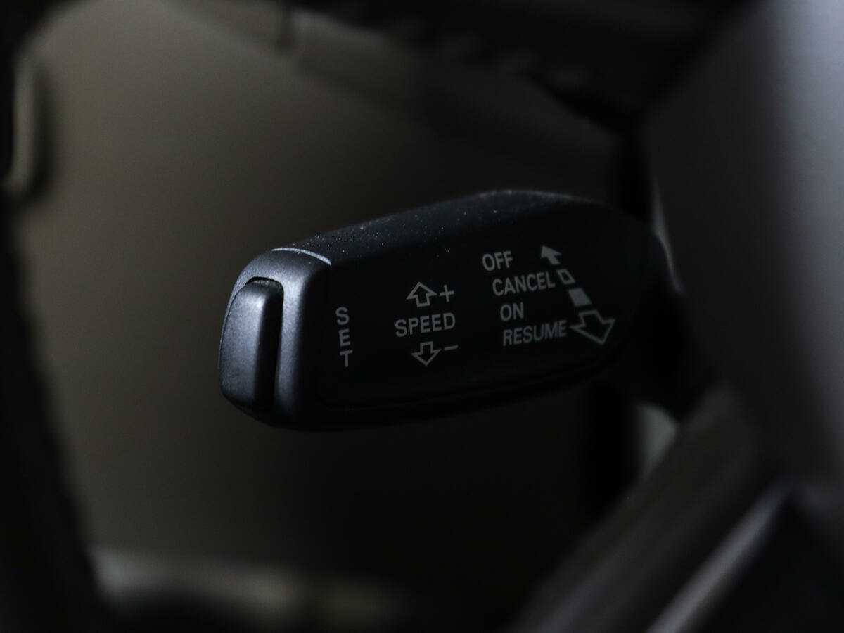 Б/У Ауди К5 2013 года. Фото: #21