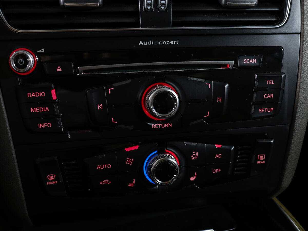 Б/У Ауди К5 2013 года. Фото: #24