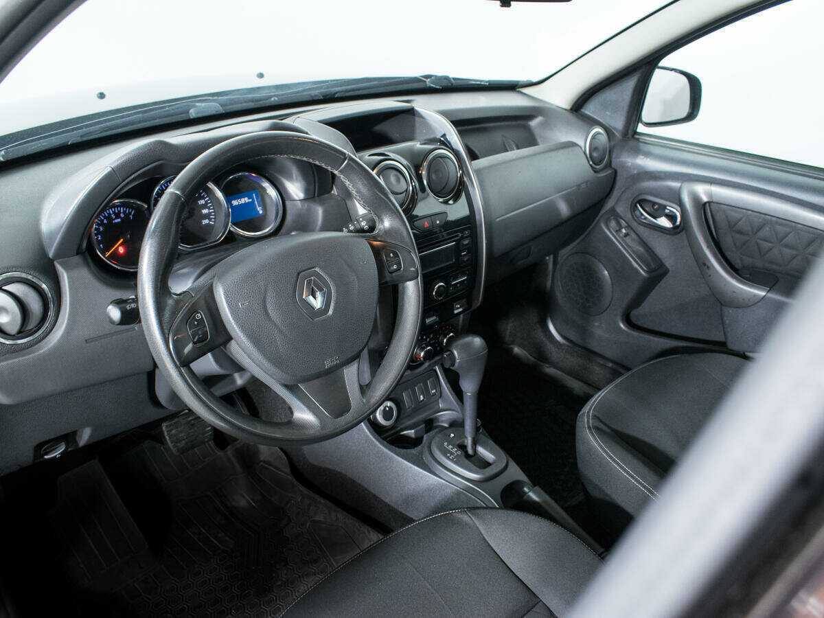 Б/У Рено Дастер 2015 года. Фото: #12