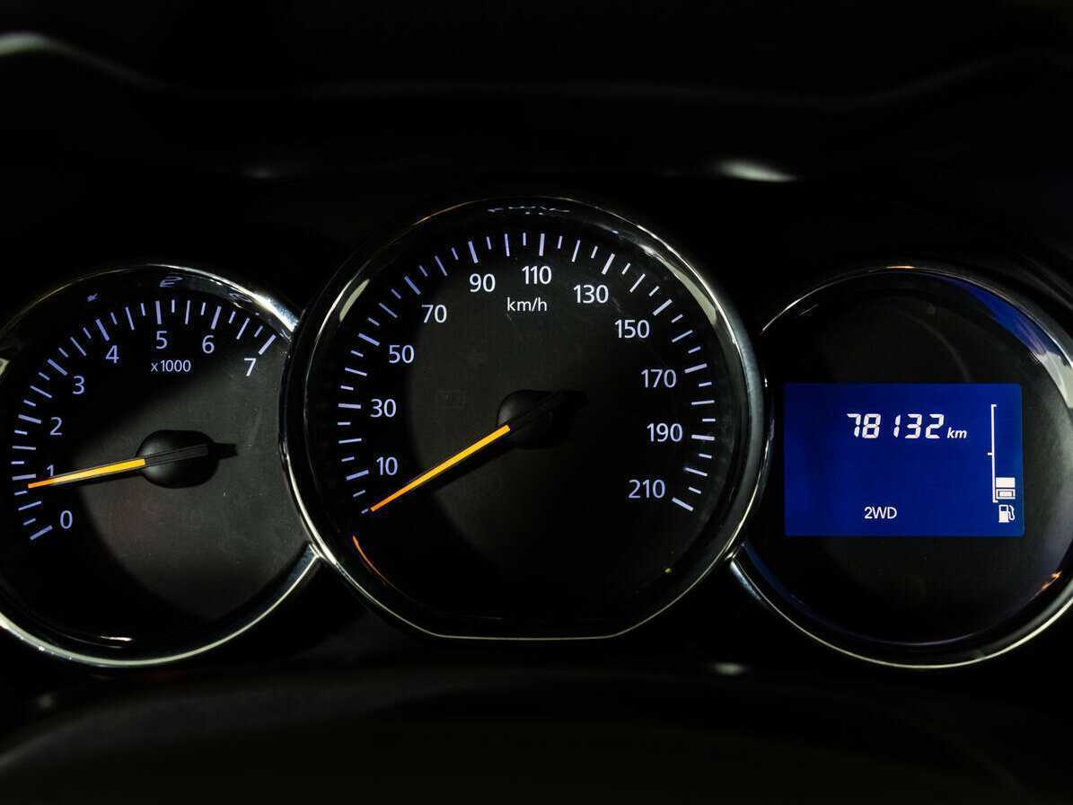 Б/У Рено Дастер 2017 года. Фото: #12