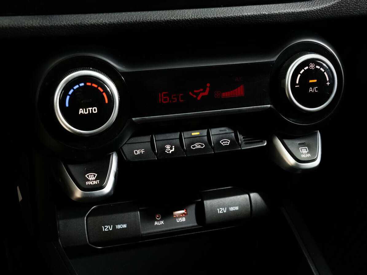 Б/У Киа Рио 2018 года. Фото: #14