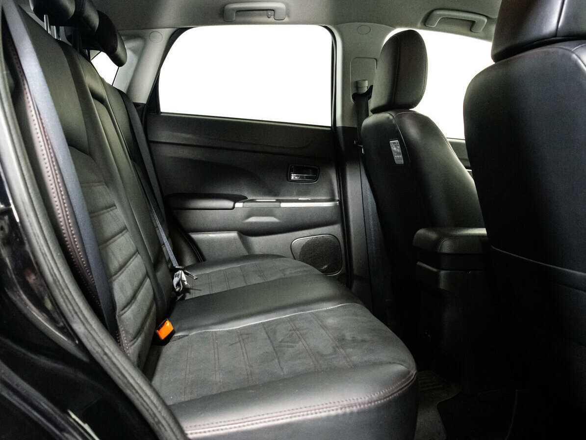 Б/У Митсубиши АС-Икс 2021 года. Фото: #14