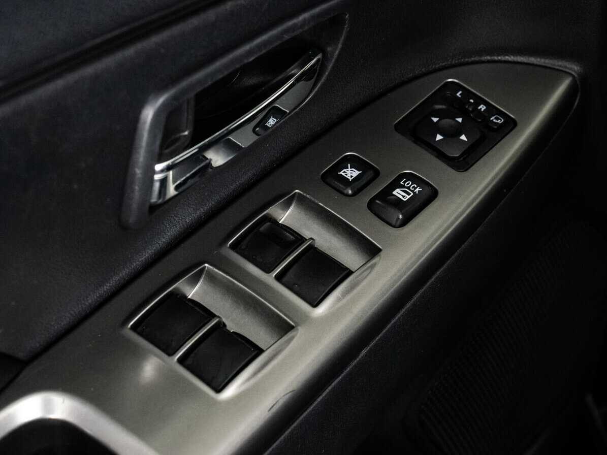 Б/У Митсубиши АС-Икс 2021 года. Фото: #15