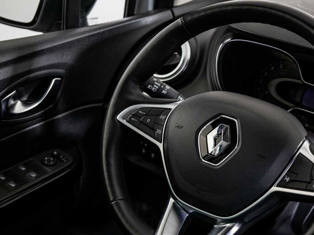 Б/У Рено Каптюр 2021 года. Фото: #12