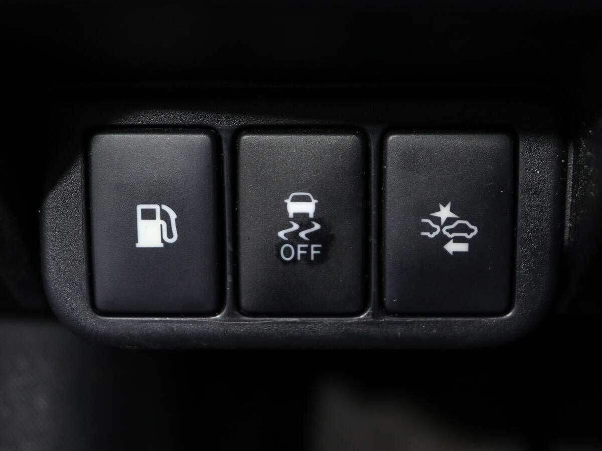 Б/У Тойота Авенсис 2018 года. Фото: #16