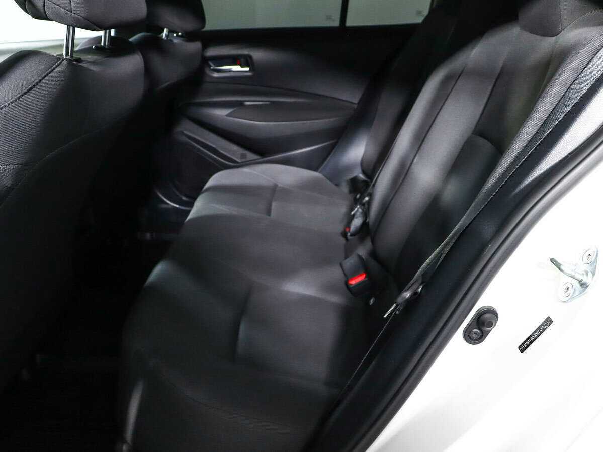 Б/У Тойота Королла 2019 года. Фото: #7