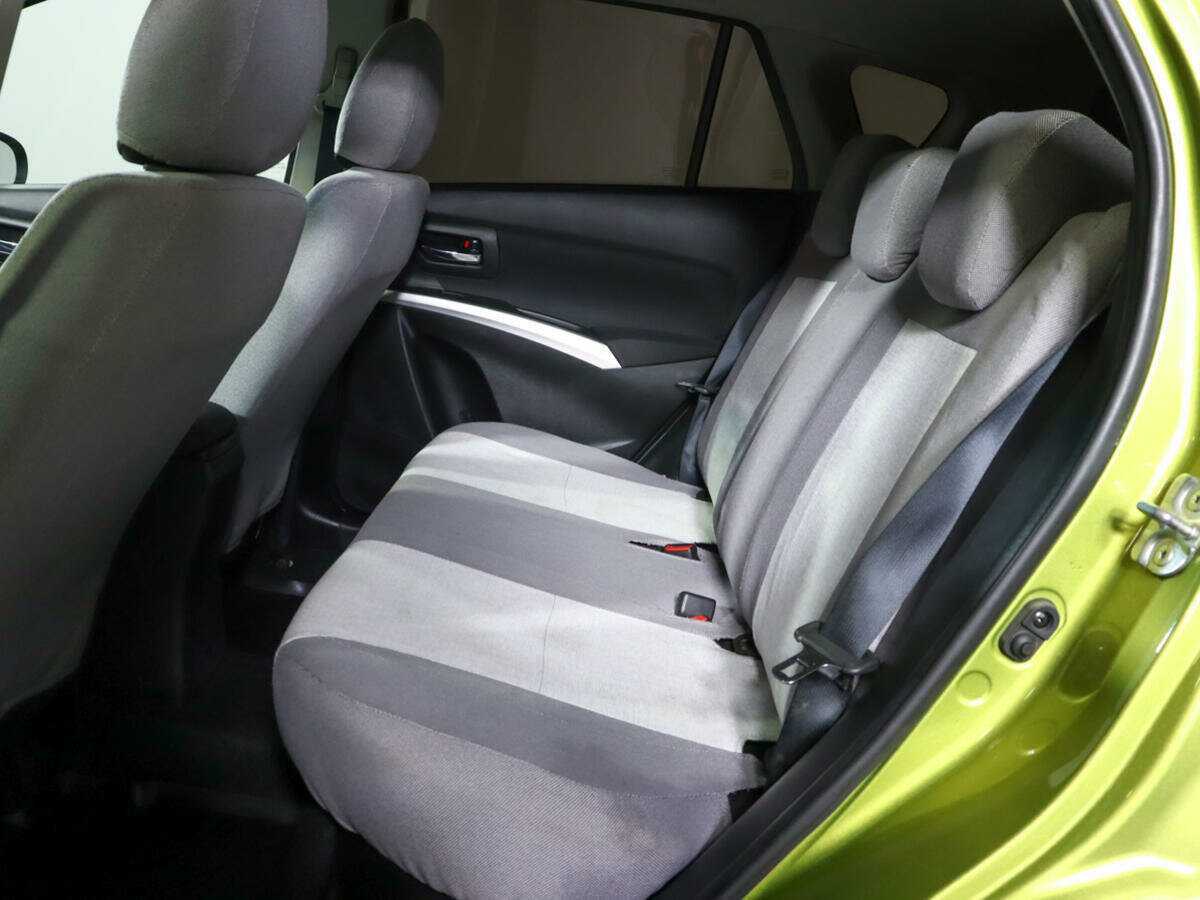 Б/У Сузуки С-Икс4 2014 года. Фото: #9