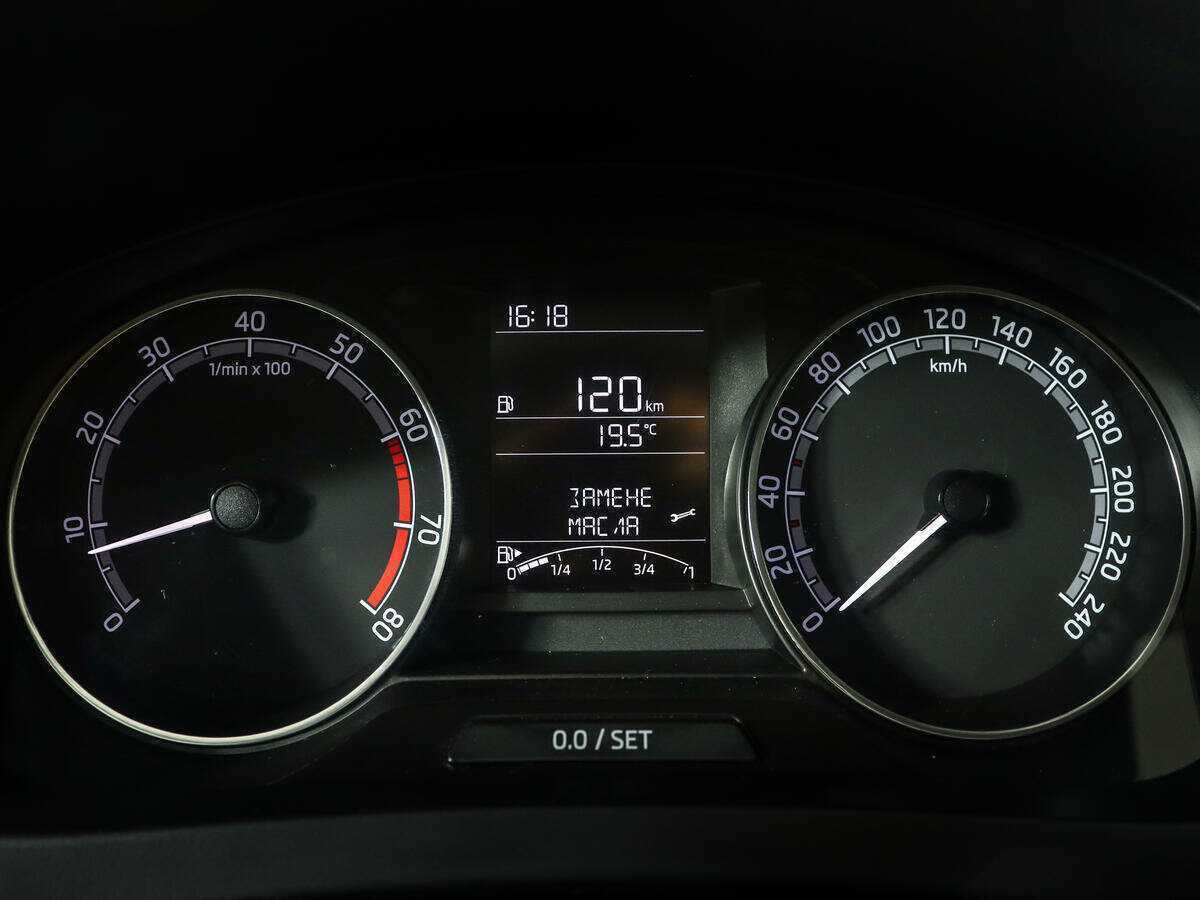 Б/У Шкода Рапид 2019 года. Фото: #8