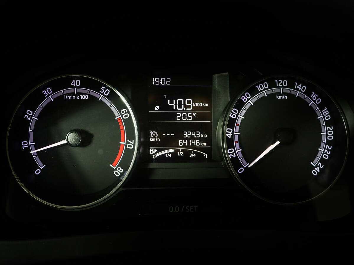 Б/У Шкода Рапид 2019 года. Фото: #8