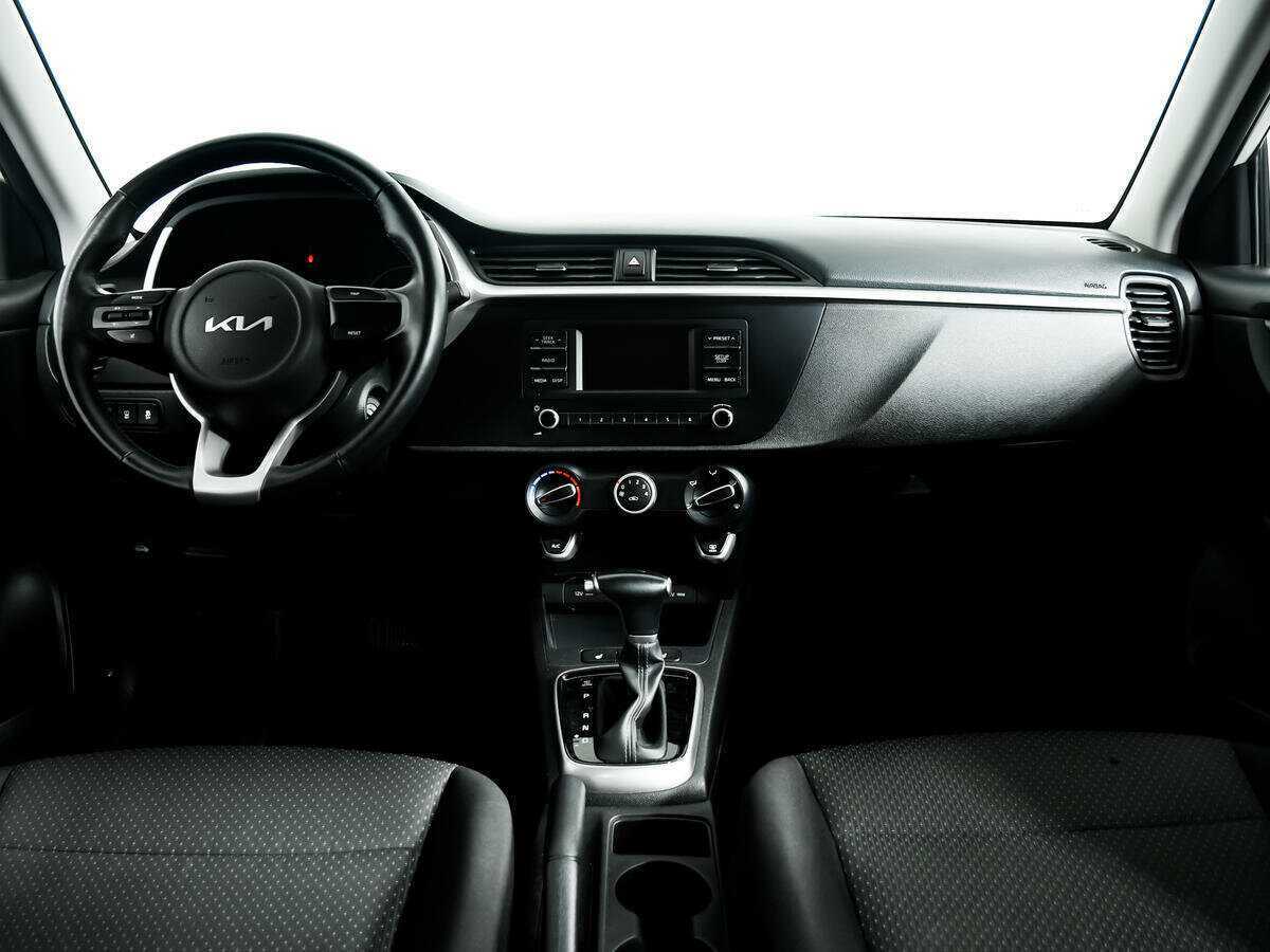 Б/У Киа Рио 2021 года. Фото: #10