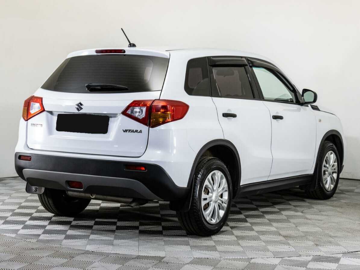 Б/У Сузуки Витара 2017 года. Фото: #4