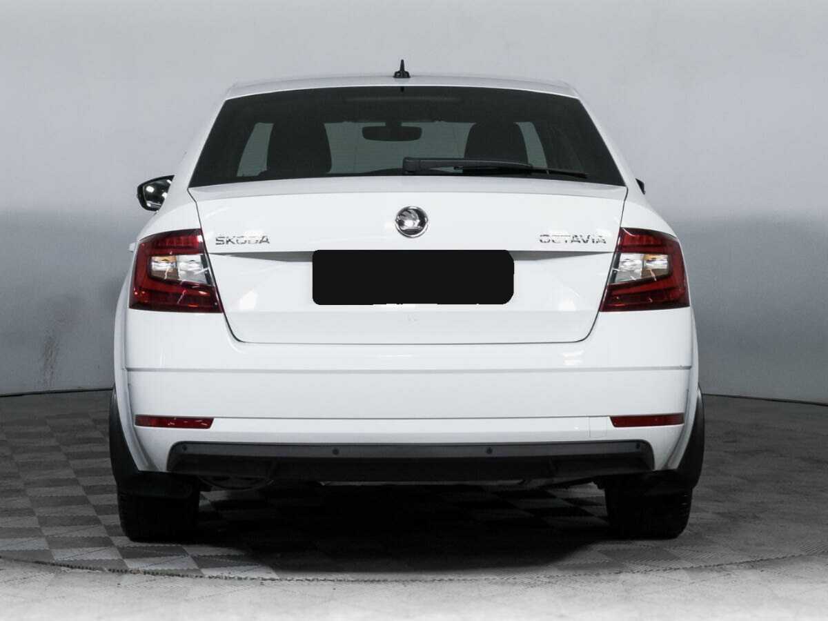 Б/У Шкода Октавия 2019 года. Фото: #5