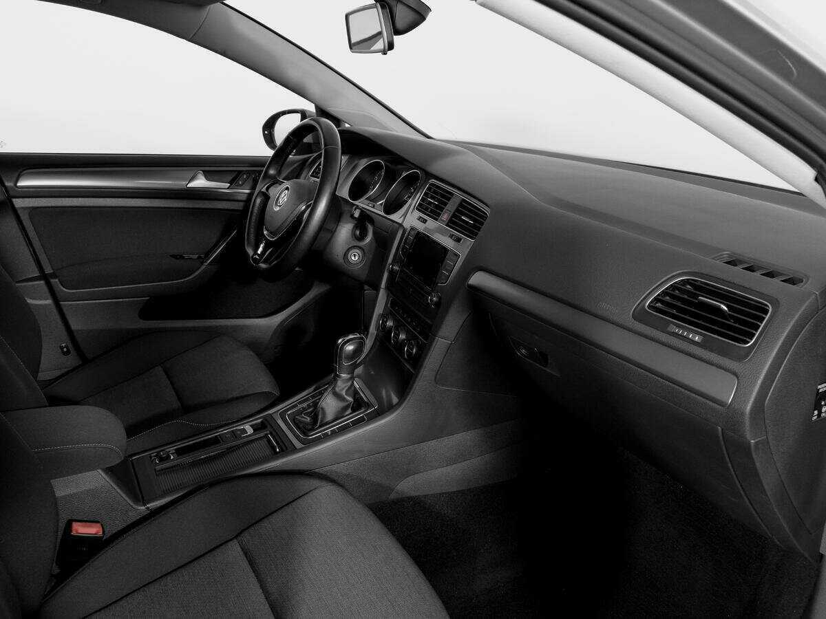 Б/У Фольксваген Гольф 2013 года. Фото: #8