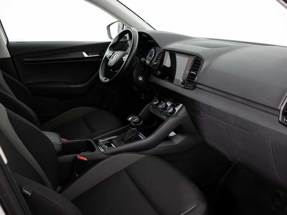 Б/У Шкода Карок 2021 года. Фото: #8