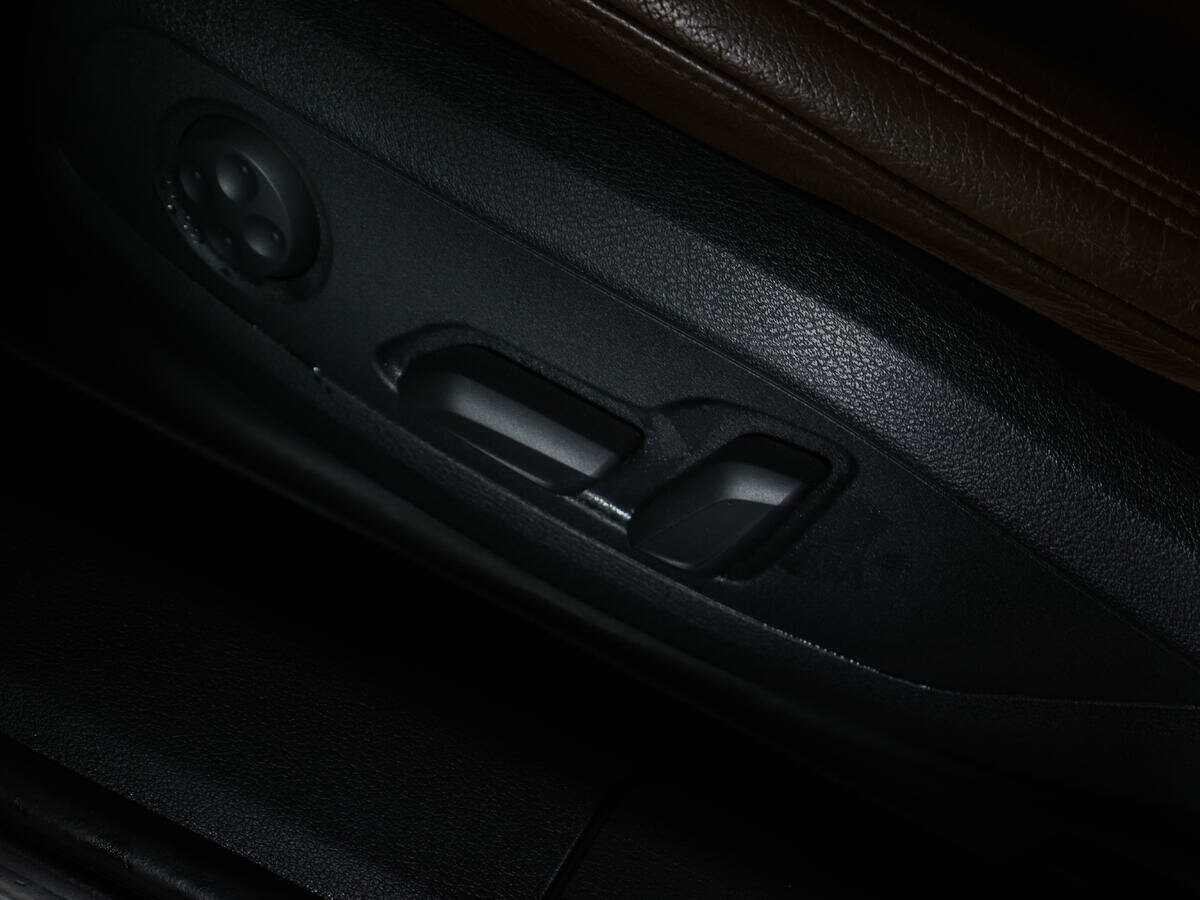 Б/У Ауди А4 2016 года. Фото: #17