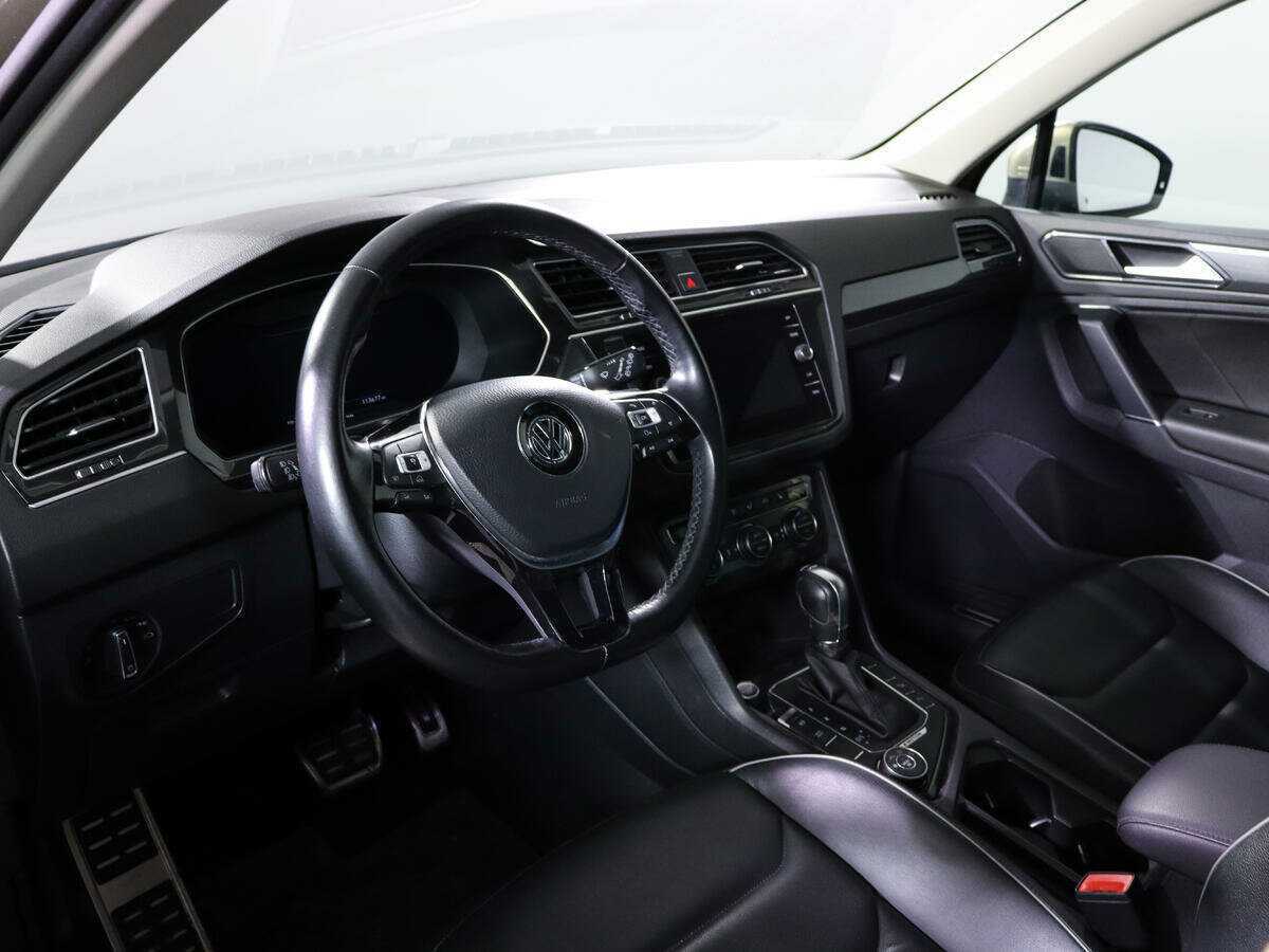 Б/У Фольксваген Тигуан 2018 года. Фото: #10