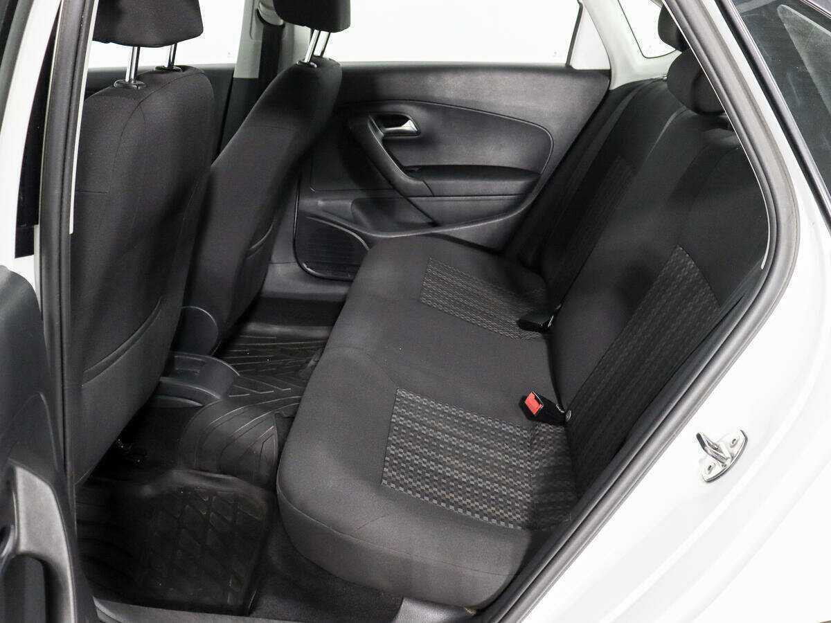 Б/У Фольксваген Поло 2018 года. Фото: #7