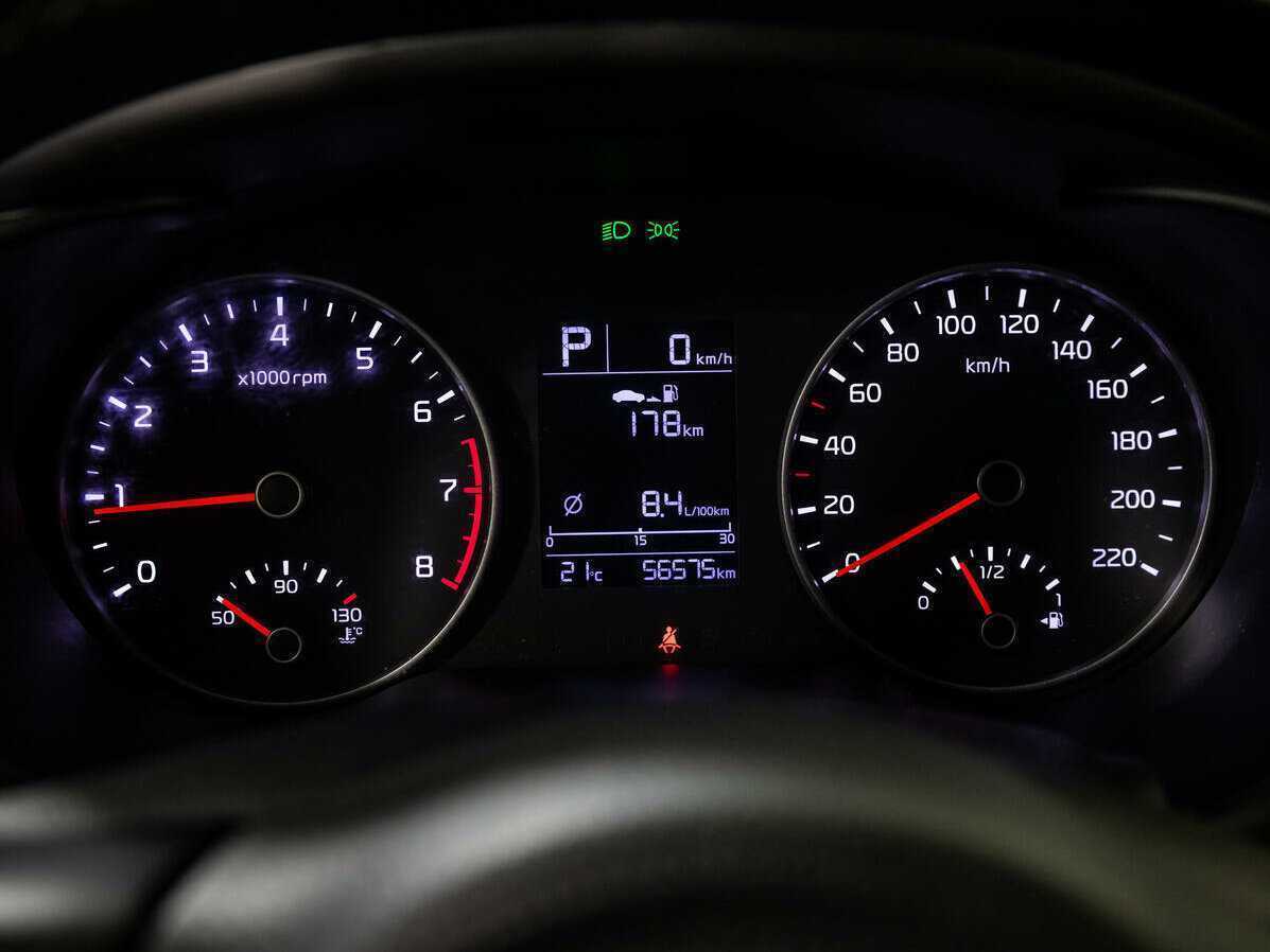 Б/У Киа Рио 2017 года. Фото: #11