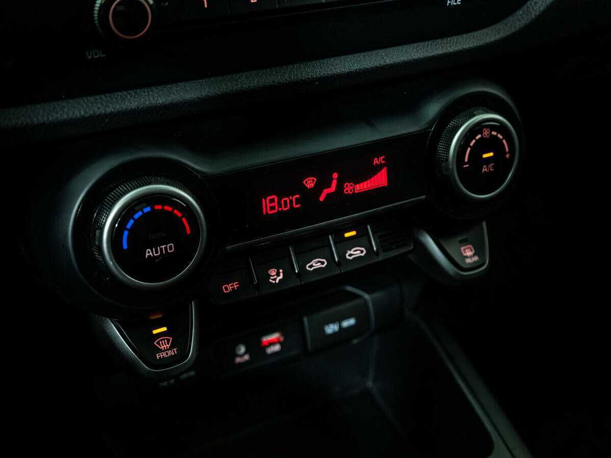 Б/У Киа Рио 2017 года. Фото: #14