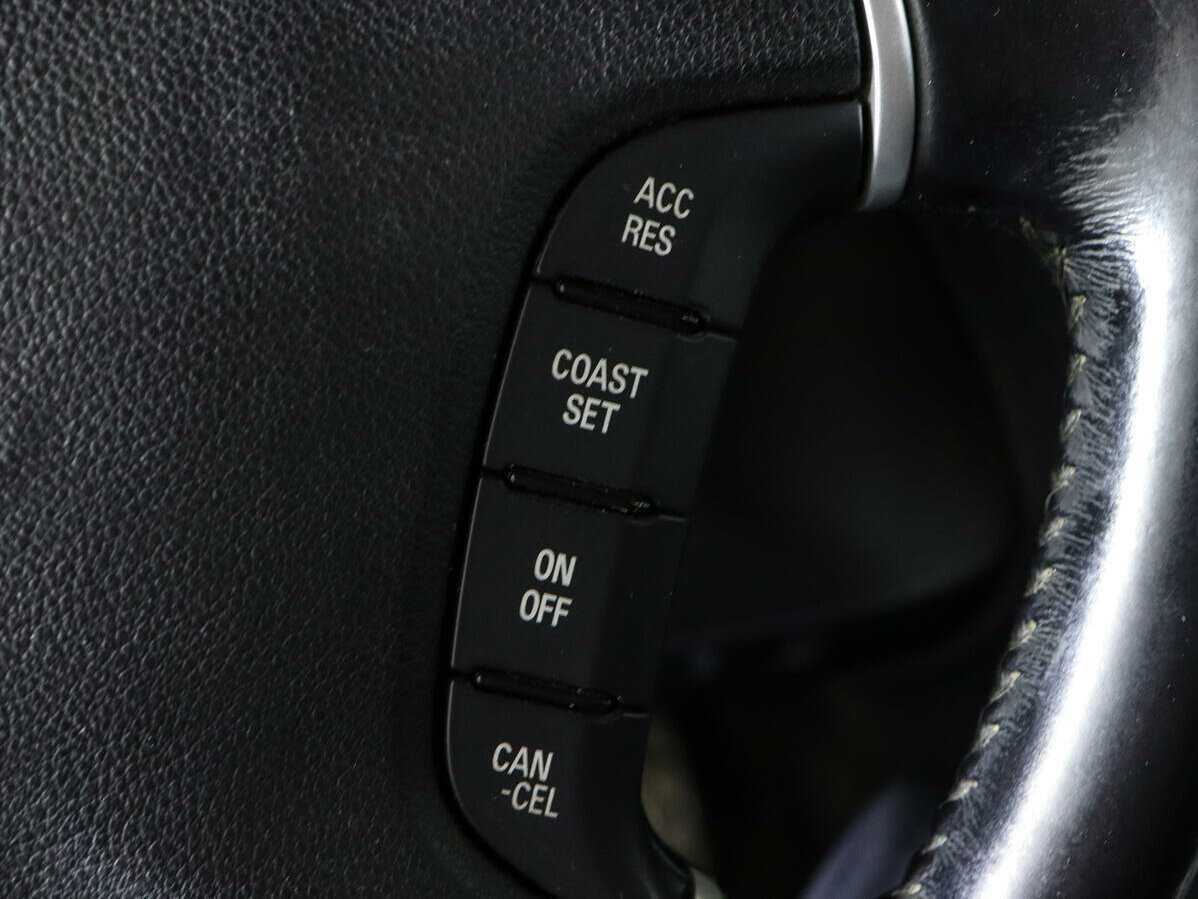 Б/У Митсубиши Паджеро 2012 года. Фото: #18