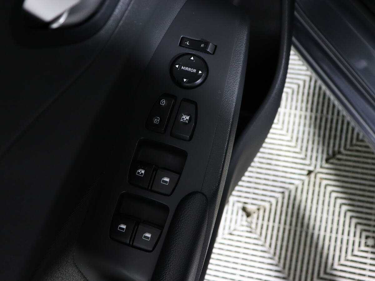 Б/У Хендай Солярис 2021 года. Фото: #12