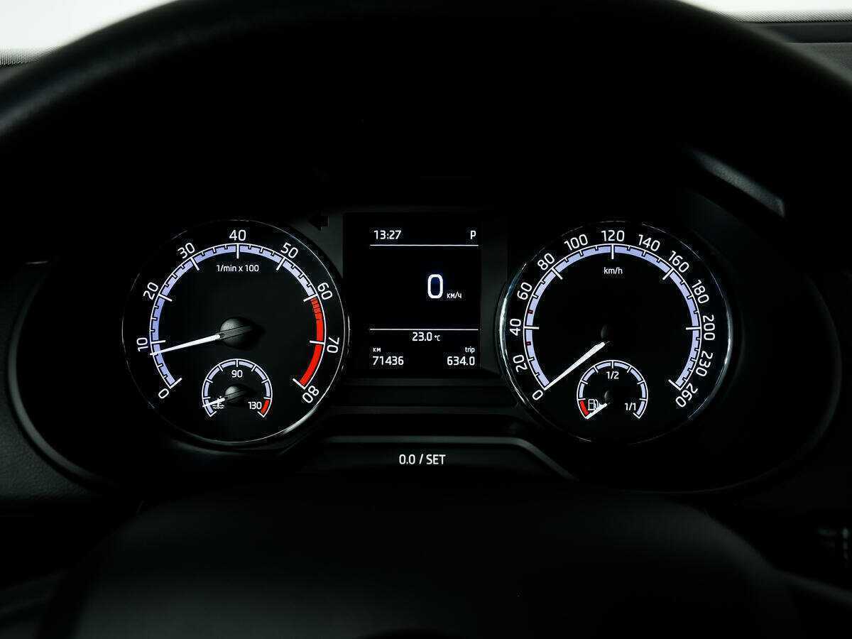 Б/У Шкода Октавия 2019 года. Фото: #9