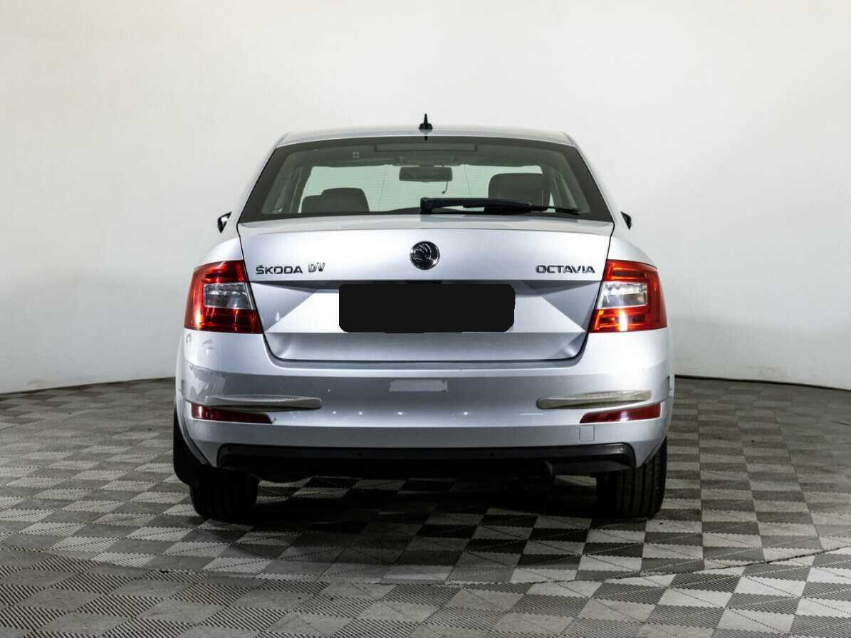 Б/У Шкода Октавия 2014 года. Фото: #4
