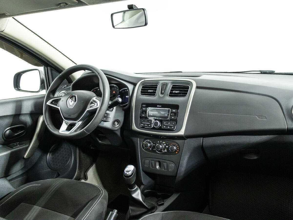 Б/У Рено Логан 2021 года. Фото: #8