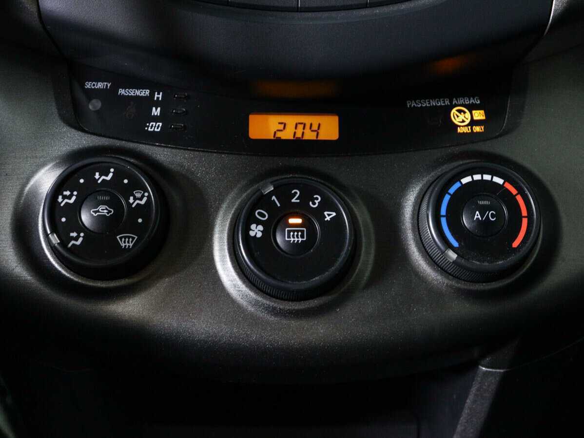 Б/У Тойота Рав4 2012 года. Фото: #11