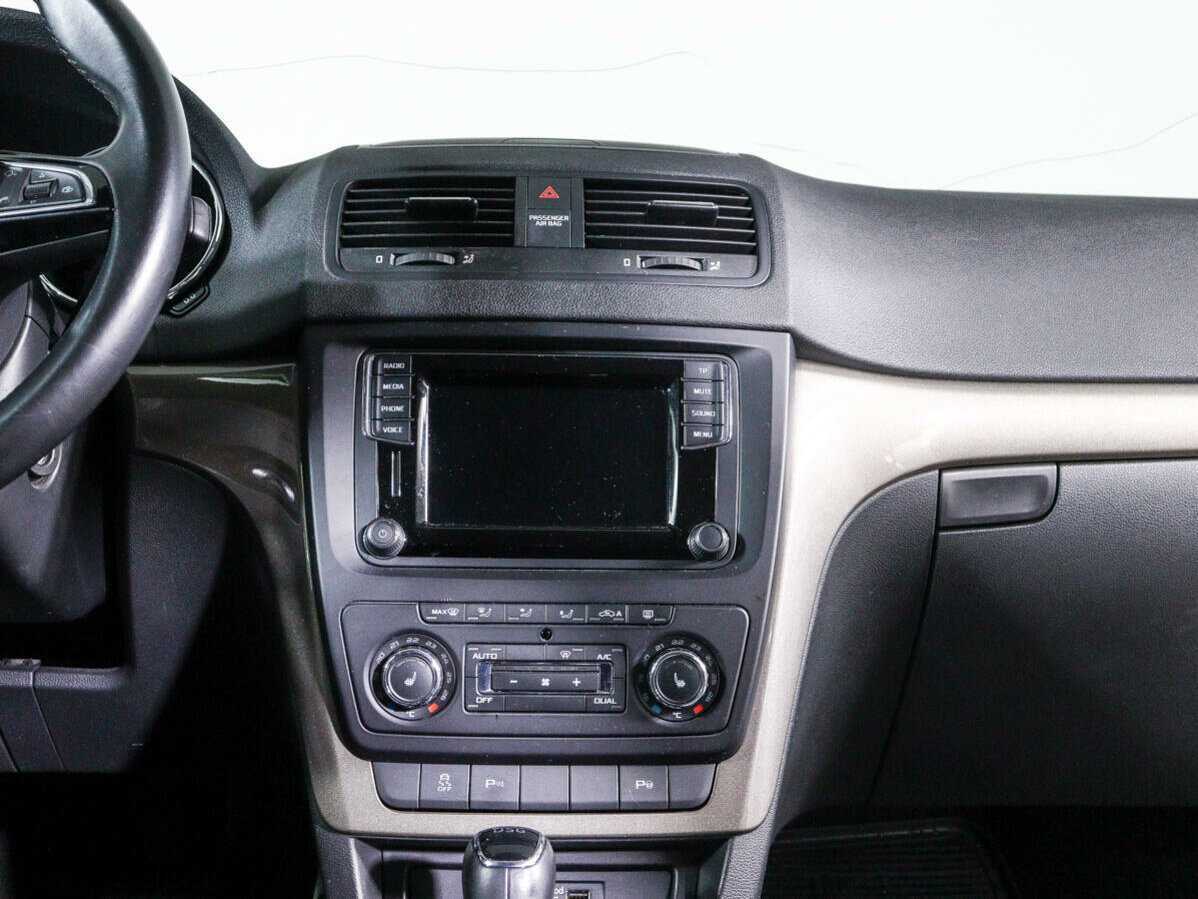 Б/У Шкода Йети 2015 года. Фото: #10