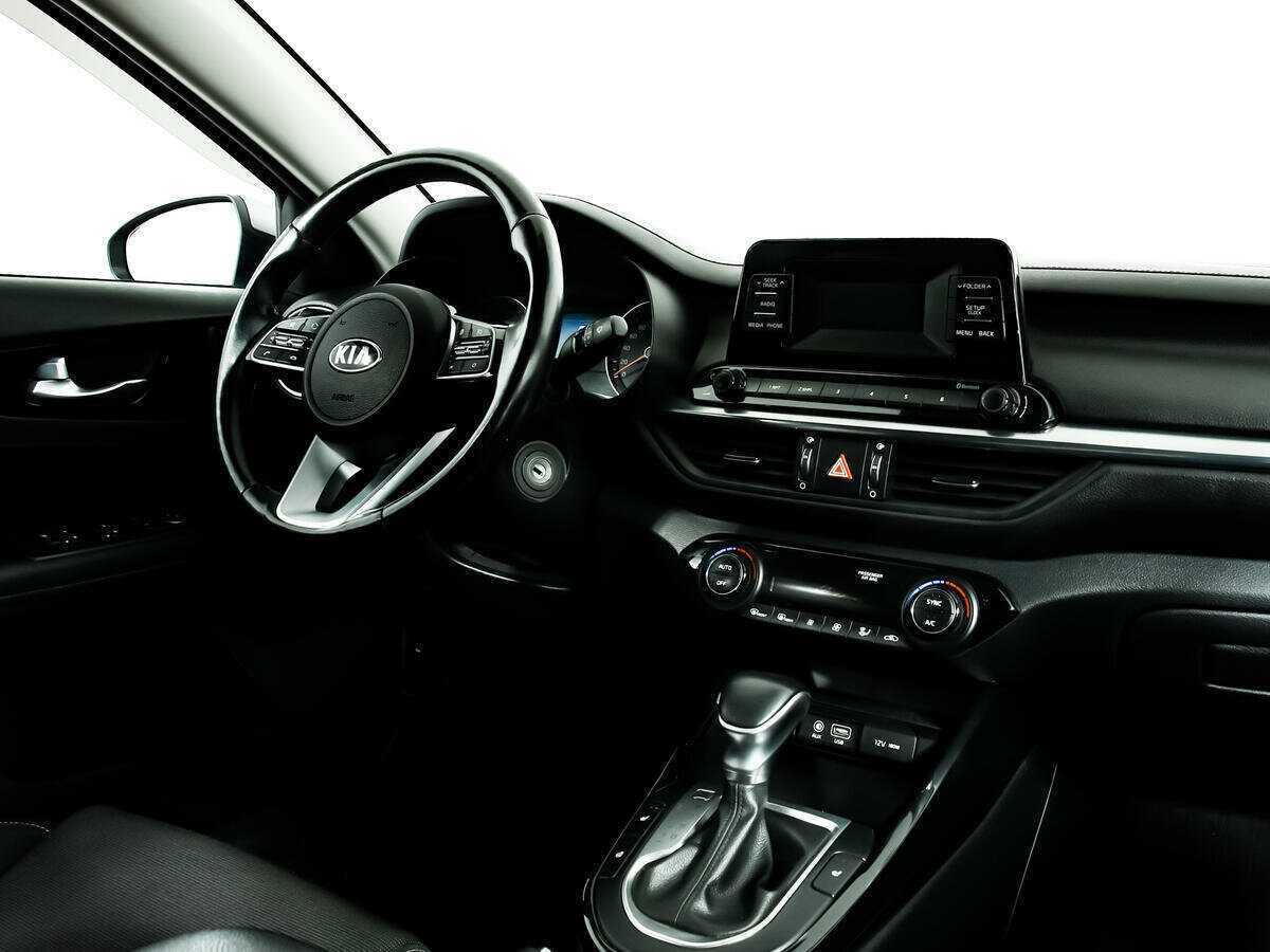 Б/У Киа Церато 2018 года. Фото: #8