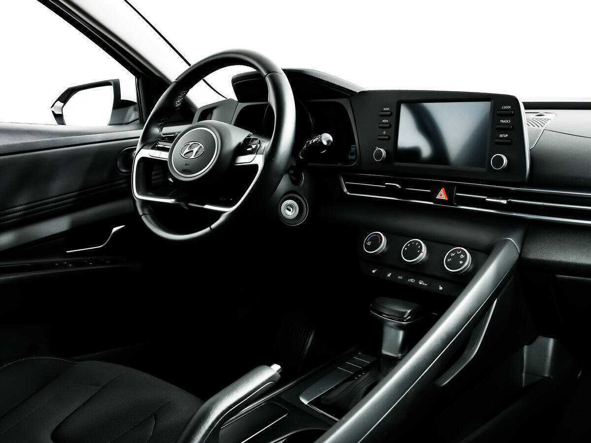 Б/У Хендай Елантра 2022 года. Фото: #8