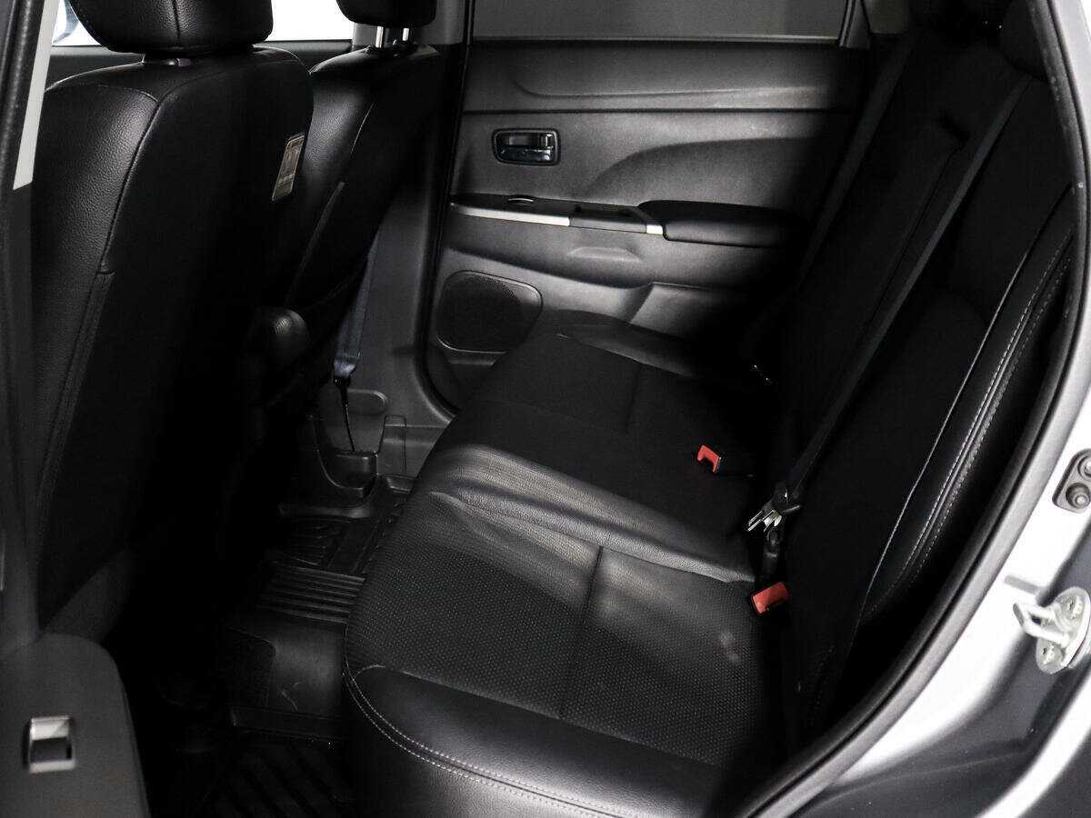 Б/У Митсубиши АС-Икс 2019 года. Фото: #11