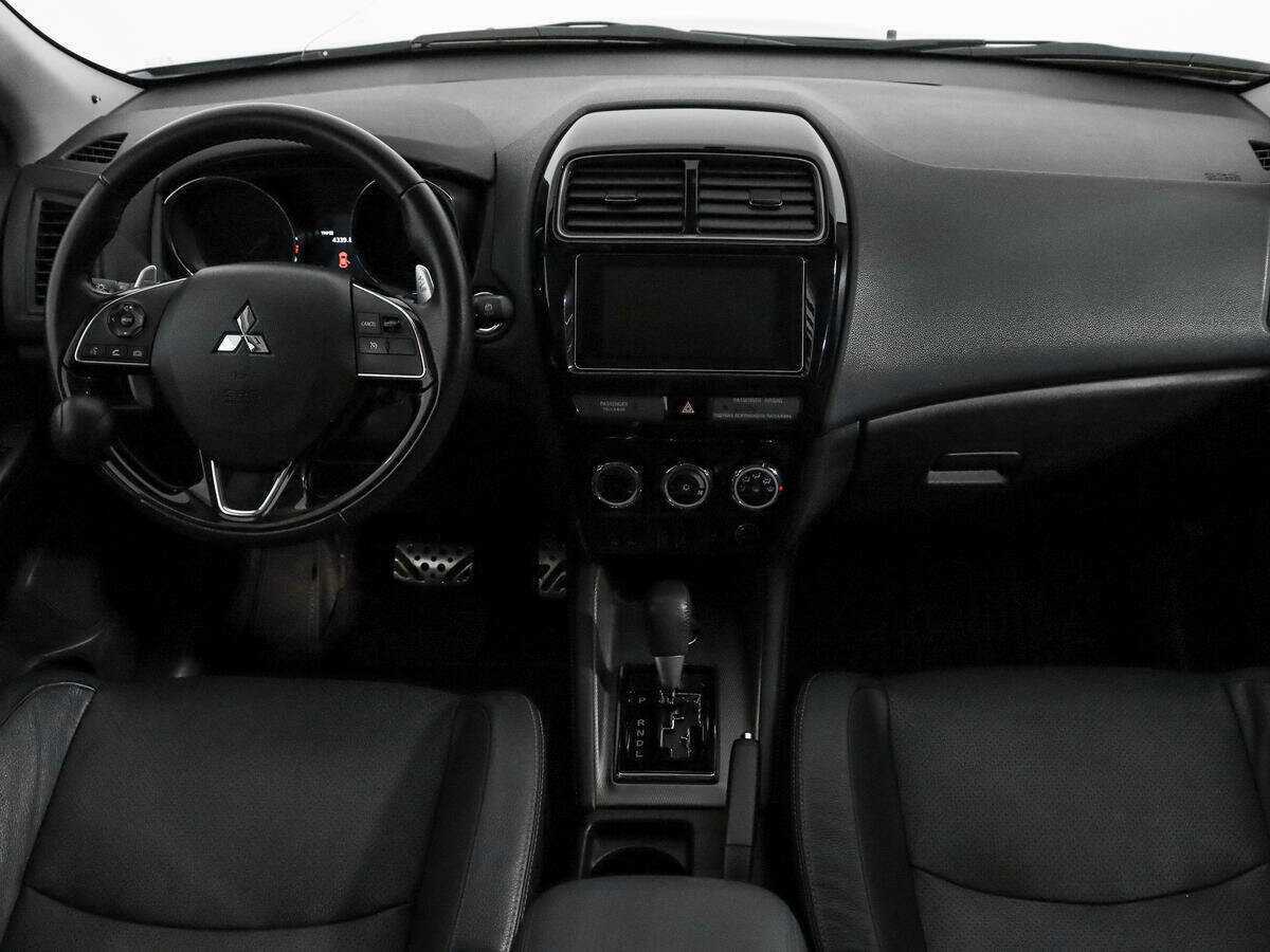 Б/У Митсубиши АС-Икс 2019 года. Фото: #13