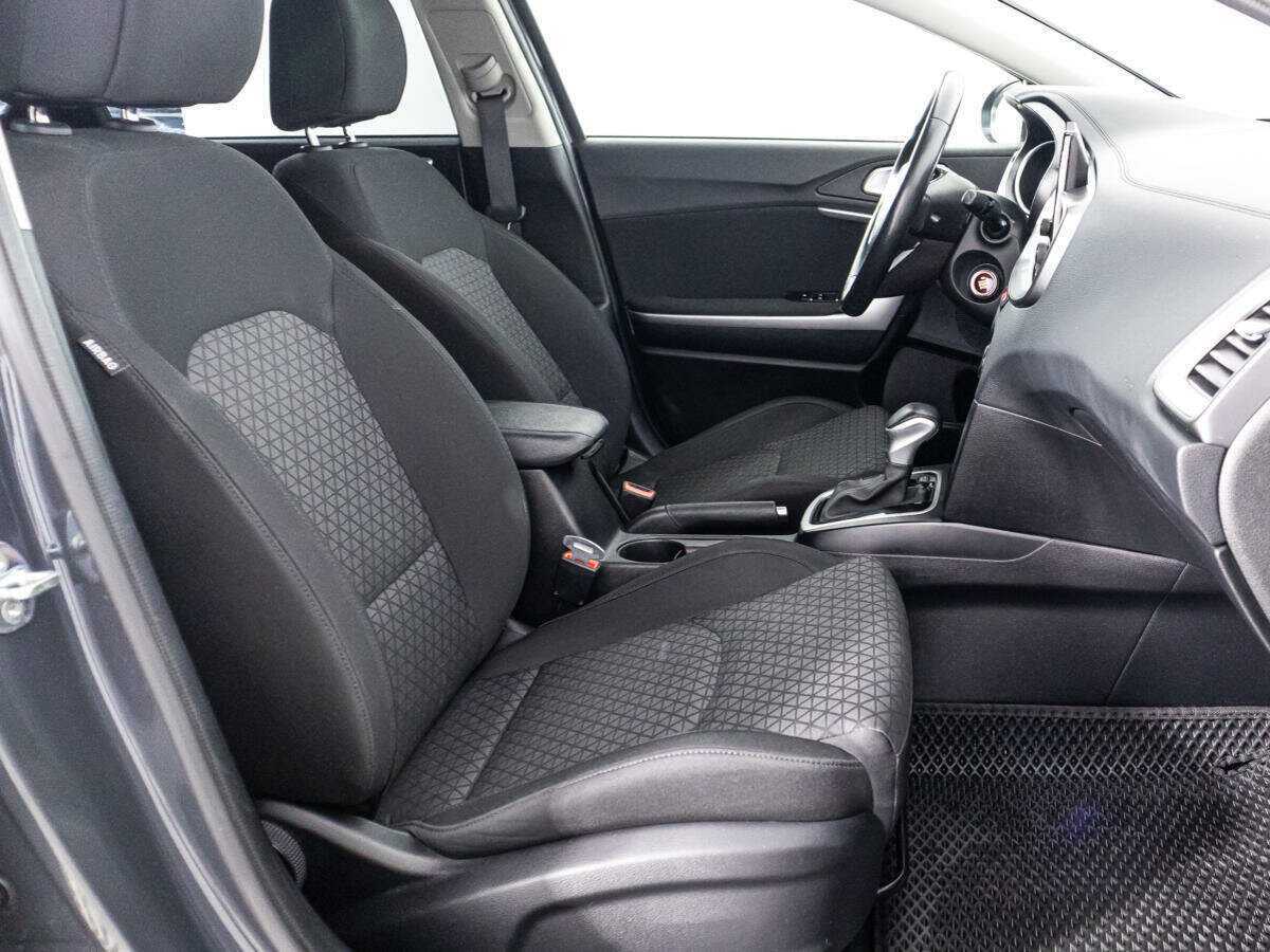 Б/У Киа Сид 2022 года. Фото: #15