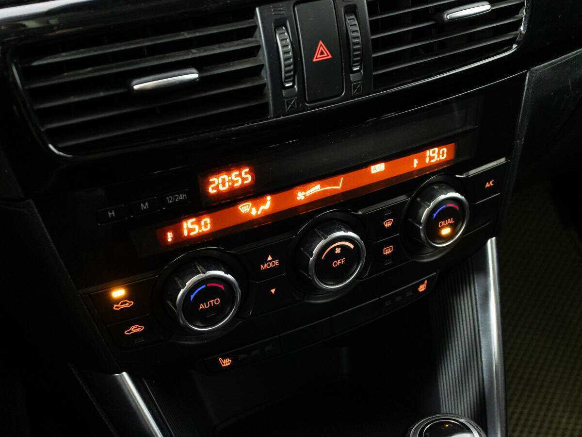 Б/У Мазда Ц-Икс-5 2013 года. Фото: #14