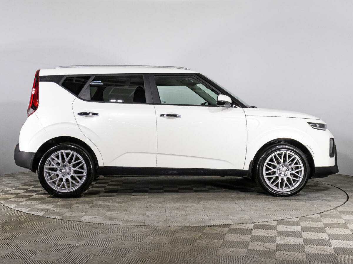 Б/У Киа Соул 2021 года. Фото: #3