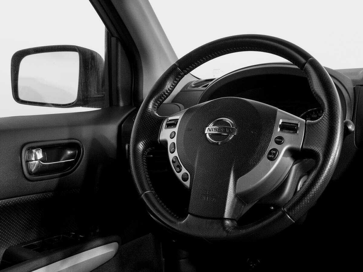 Б/У Ниссан Икс-Трейл 2012 года. Фото: #15