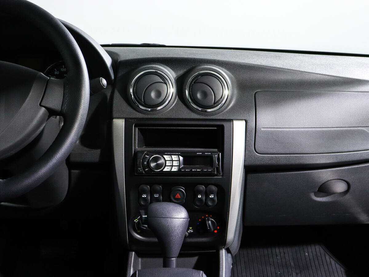 Б/У Ниссан Альмера 2018 года. Фото: #10