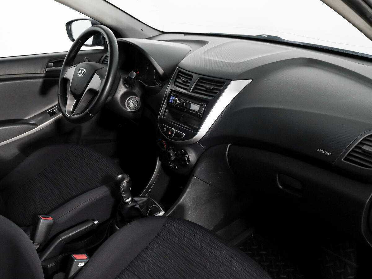 Б/У Хендай Солярис 2014 года. Фото: #10