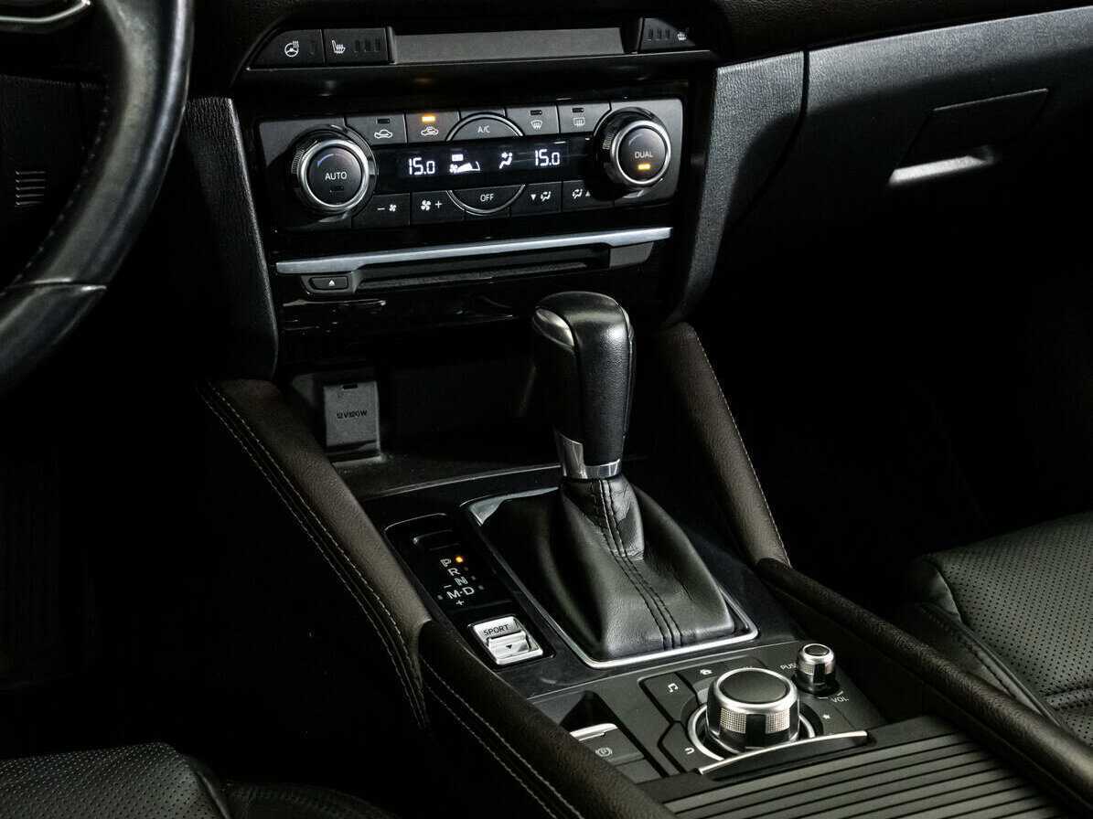 Б/У Мазда 6 2017 года. Фото: #7