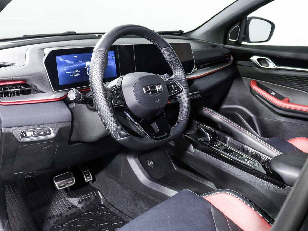 Б/У Джили Кулрэй 2023 года. Фото: #13