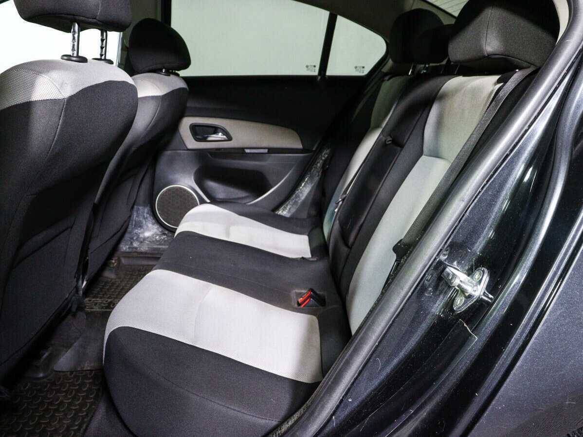 Б/У Шевроле Круз 2012 года. Фото: #9