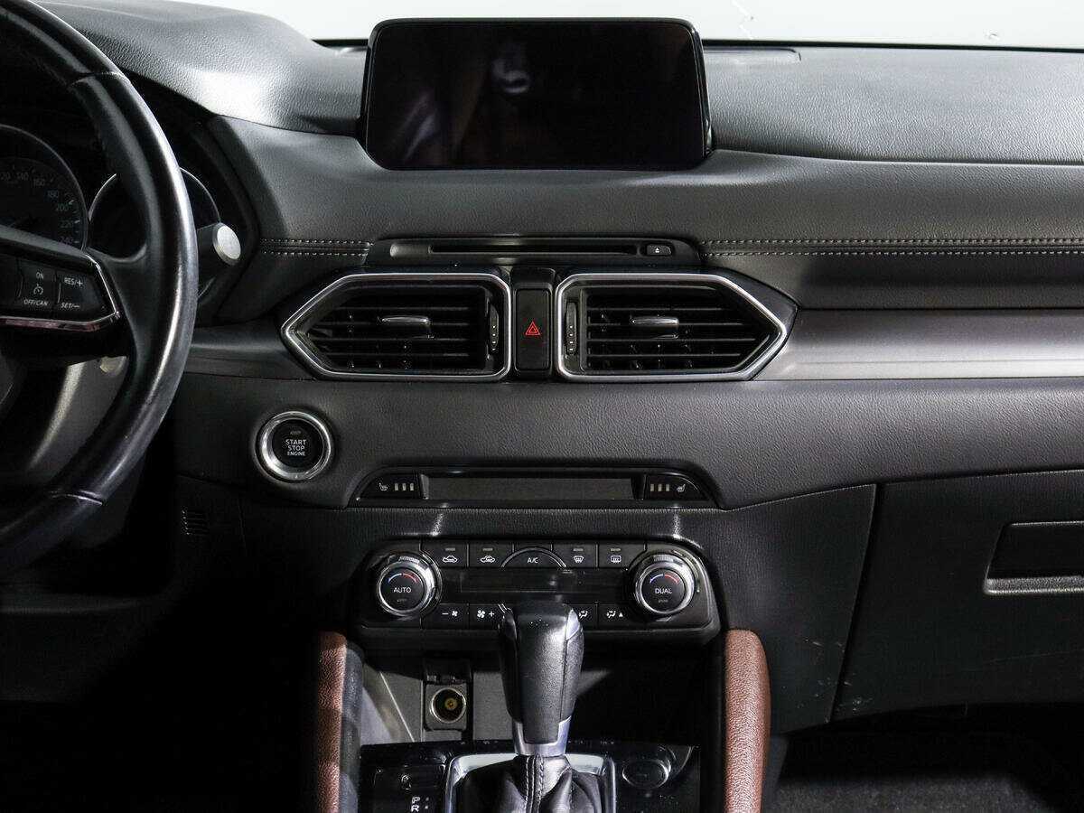 Б/У Мазда Ц-Икс-5 2017 года. Фото: #12