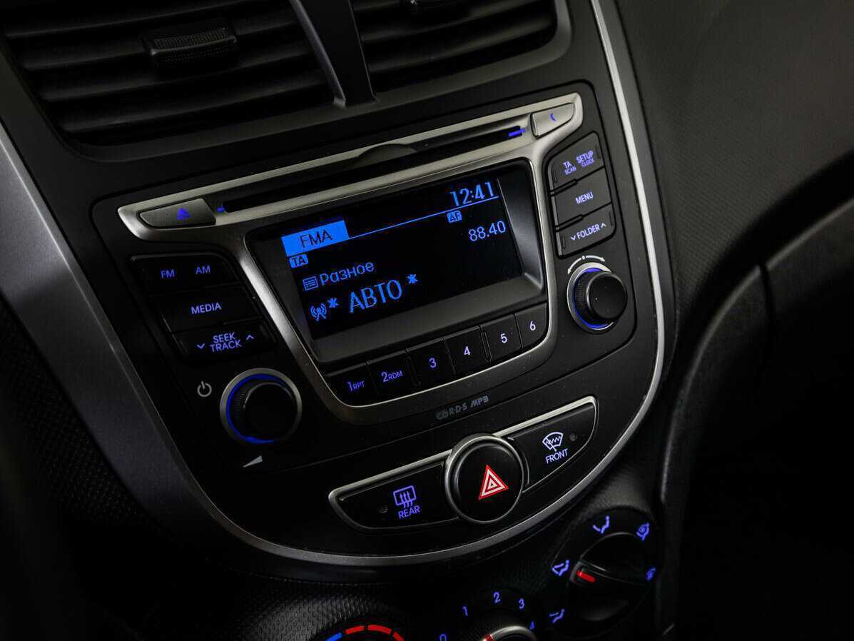 Б/У Хендай Солярис 2016 года. Фото: #13