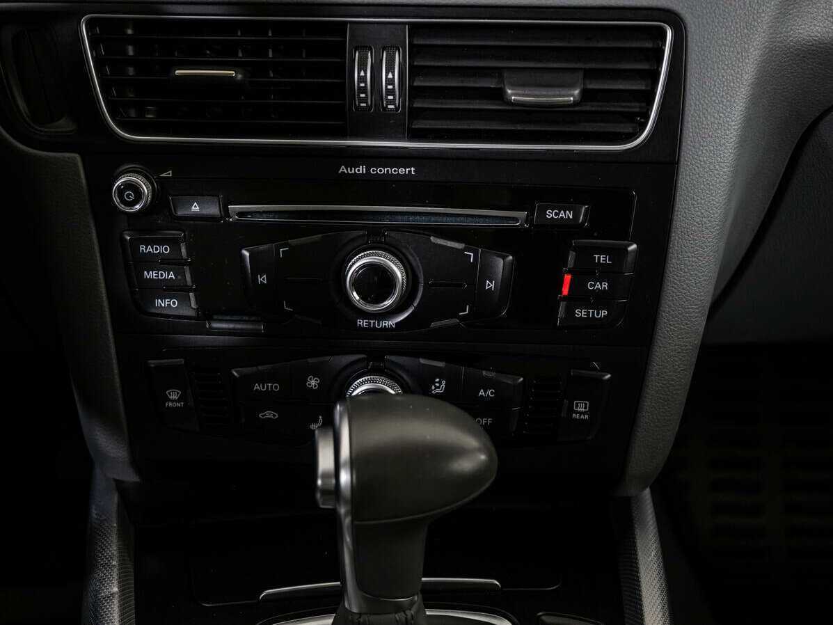 Б/У Ауди К5 2015 года. Фото: #17